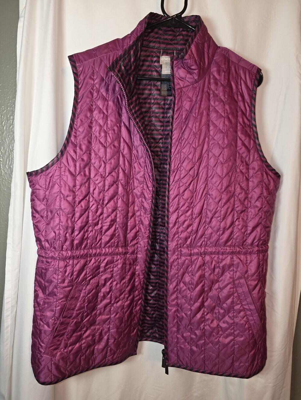 ✨ Chico's Zenergy Reversible Quilted Puffer Vest ✨